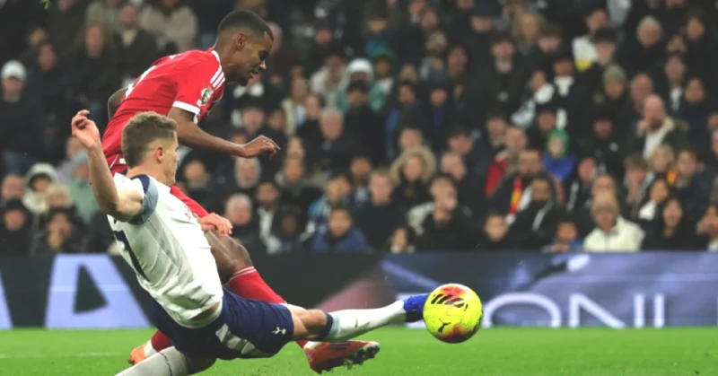 Liverpool - Tottenham Maçı İçin Geri Sayım Başladı! Tarih ve Kanal Bilgileri